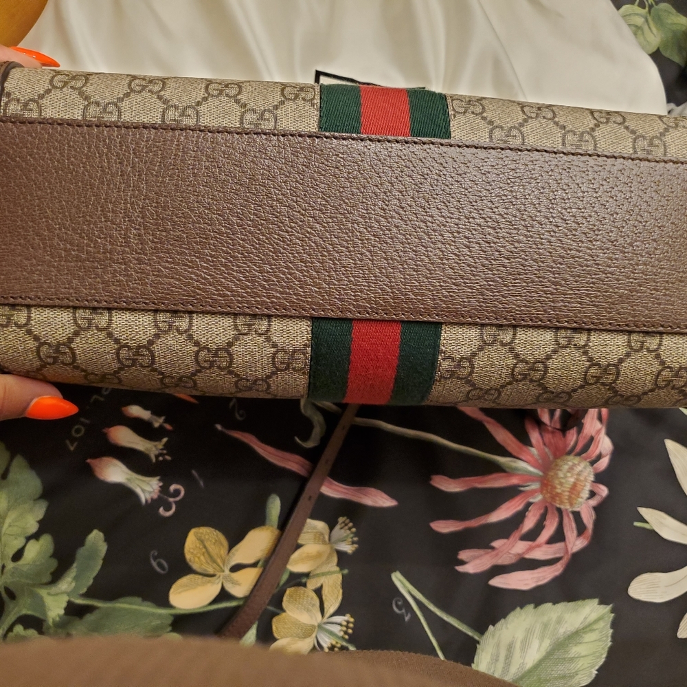 SOLD!!!  GUCCI Ophidia Medium Boston GG Supreme Tote - Picture 3 of 11